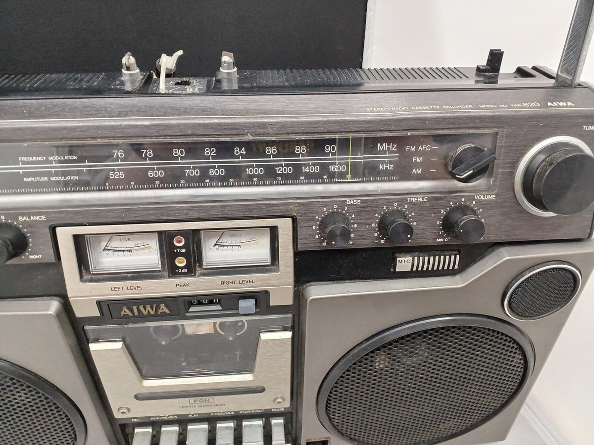 AIWA TPR-820 Vintage Boombox Radio Cassette Recorder Ghettoblaster