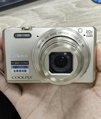 Nikon COOLPIX S7000 16.0MP 20X Optical Zoom Vintage Digital Camera