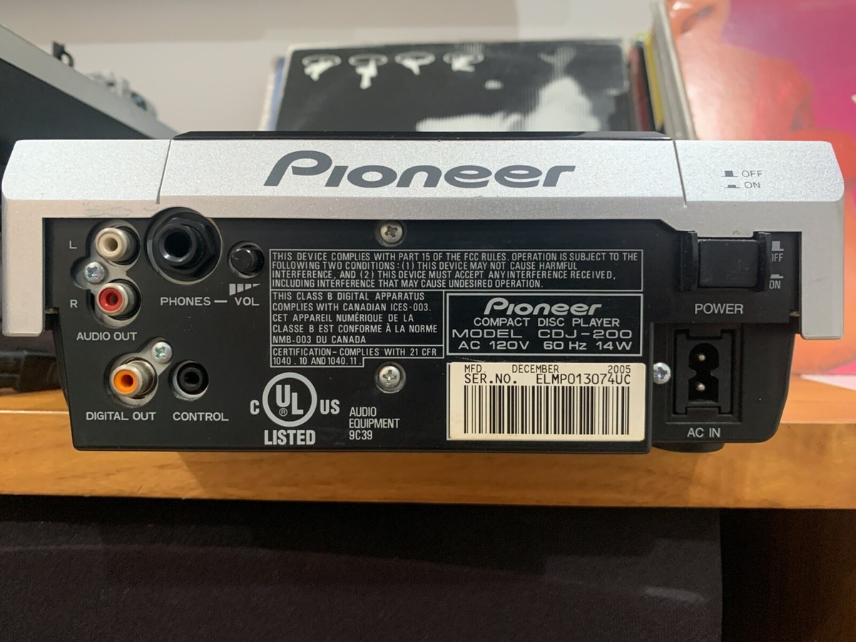 PIONEER CDJ 200 RARE PERFECT CONDITION. LEARN TO MIX LIKE A REAL
