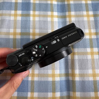 Nikon COOLPIX A900 20.3MP 35x Optical Zoom 4K Video Flip Screen