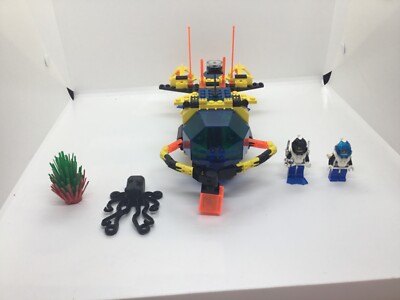 Vintage LEGO Aquazone 6175 Crystal Explorer Sub With 2 Minifigures