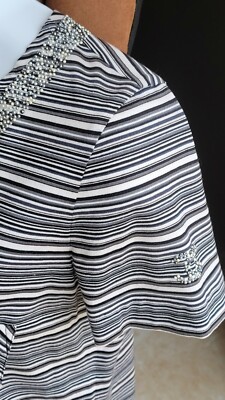 AUTH RARE CHANEL COTTON CC LOGO SHORT SLEEVE T-SHIRT PEARL ACCENT