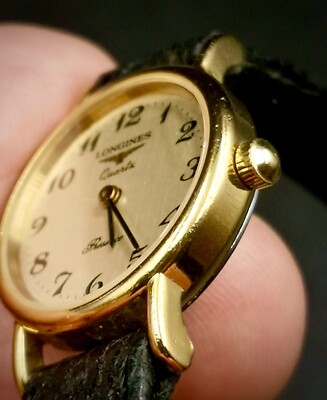 Vintage LONGINES Presence Women's quartz watch. 21.80 mm. Original