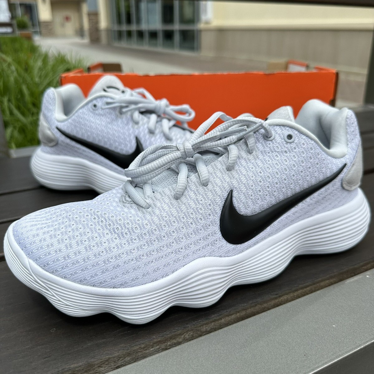 Size 7 - Nike Hyperdunk 2017 Low White Black Basketball Shoes