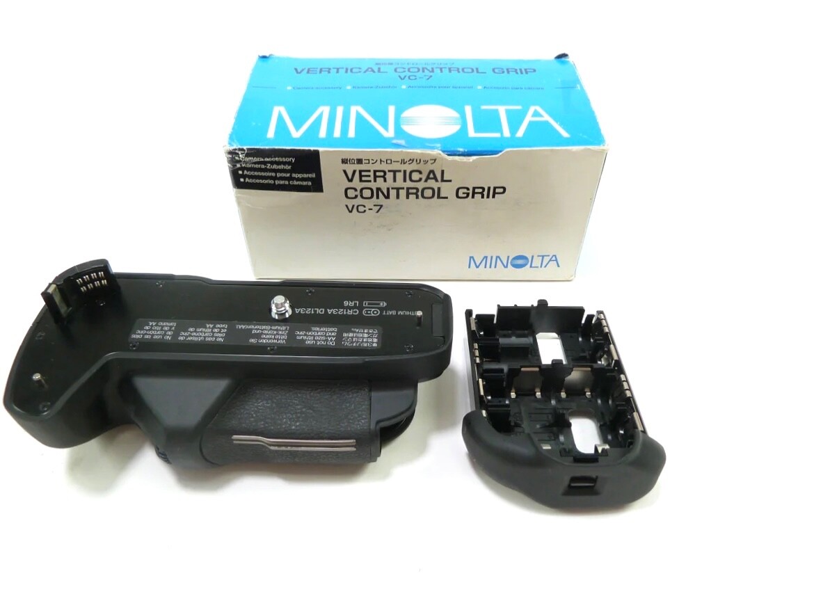 Minolta VC-7 Vertical Control Grip for α-7 a-7 35mm Film SLR