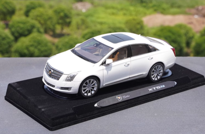NEW 1/18 Dealer Edition alloy diecast car model Cadillac XTS 2014