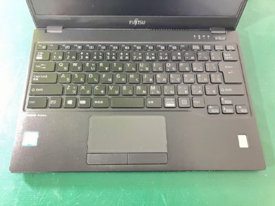 Fujitsu LIFEBOOK U939/B Screen bottom defective HDMI usable i5