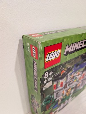 LEGO Minecraft: The Fortress (21127) - New Sealed! Damaged Box