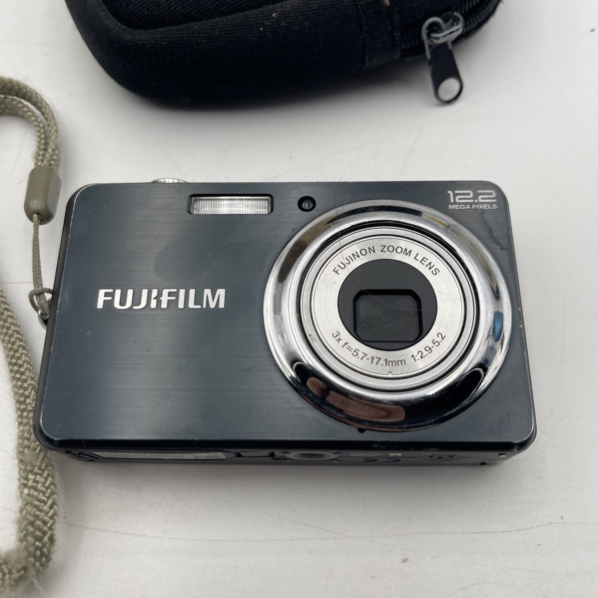 Fujifilm FinePix J Series J38 12.2MP Digital Camera - Read