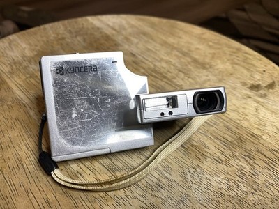 Kyocera Finecam SL300R 3.2MP Compact Digital Camera Silver TESTED