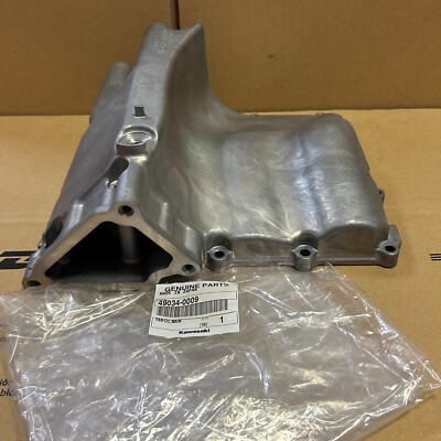 NEW】Kawasaki Genuine 2004-2005 Ninja ZX-10R PAN OIL MAIN 49034