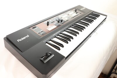 Roland VP-550 Vocal & Ensemble Keyboard Synthesizer 49 Keys music