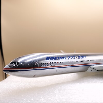 JC Wings 1/200 Boeing 777-300 N5014K XX2237 House Colors diecast