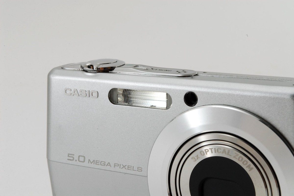 CASIO EXILIM EX-Z500 Silver 5.0MP Compact Digital Camera [Exc+++