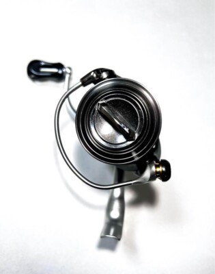 Daiwa 14 IGNIS 2505H Type R Spinning Reel fishing outdoor leisure