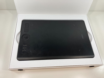 Wacom Intuos Pro Graphic Tablet PTH-660 Missing Pen and USB Cable