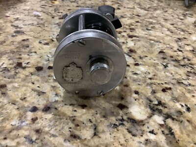 abu garcia ambassadeur 2500C baitcasting fishing reel | eBay