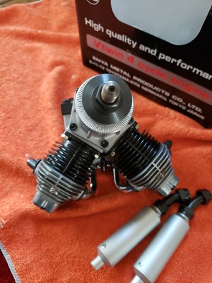 Moteur ENYA - ENYA VT 240 - V TWIN 4C Motor VT240 - NEUF | eBay