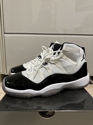 AIR JORDAN XI 11 RETRO 2011 GS NEW SIZE 7Y WHITE BLACK DARK