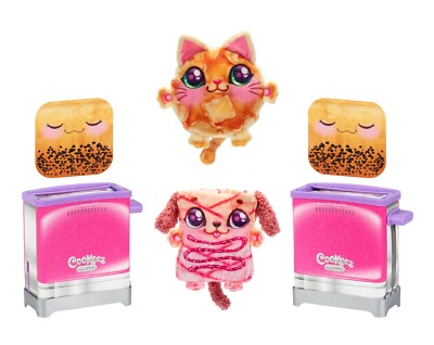 Cookeez Makery TOASTY Treatz Bake Your Own Plush Toaster Value