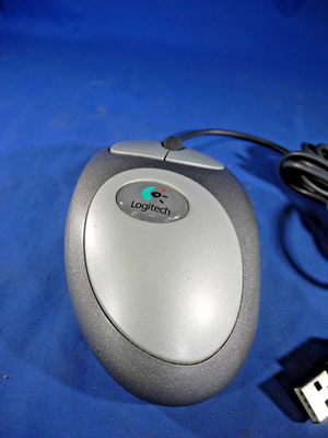 RARE Logitech Mouseman Dual Sensor Optical USB Wheel Mouse M-BL63B