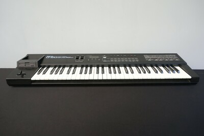 Roland D-20 Vintage Multi Timbral Linear Synthesiser W/ Sequencer