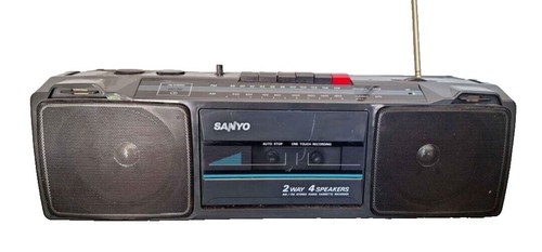 Vintage Hitachi TRK-W540HC Boombox Radio Stereo Cassette w