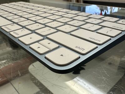 Genuine Apple magic keyboard with Touch ID for M1 Macs Blue A2449