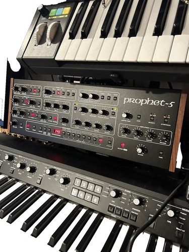 Plinky synth v3 シンセサイザー Plinky synth v3 シンセサイザー