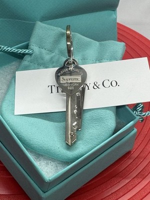 TIFFANY & CO X SUPREME KNIFE HEART KEY KEYCHAIN SILVER STEEL FULL