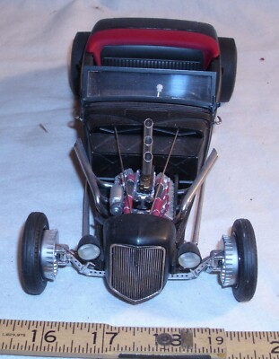 GMP CRAZY BEN'S 1934 FORD RAT ROD ROADSTER CAR MODEL DIECAST TOY 1