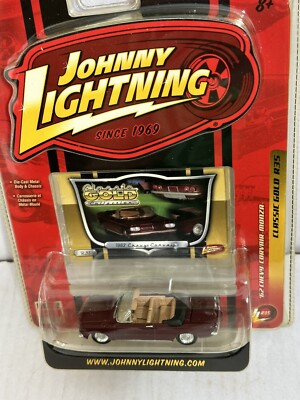 JOHNNY LIGHTNING 1962 CHEVY CORVAIR MONZA 1:64 LIMITED EDITION R35
