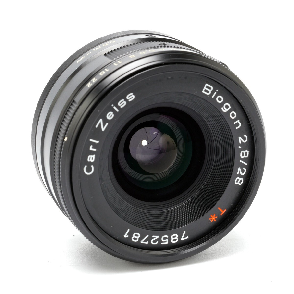 希少】CONTAX Biogon T* 28mm F2.8 G Amazon.co.jp: CONTAX