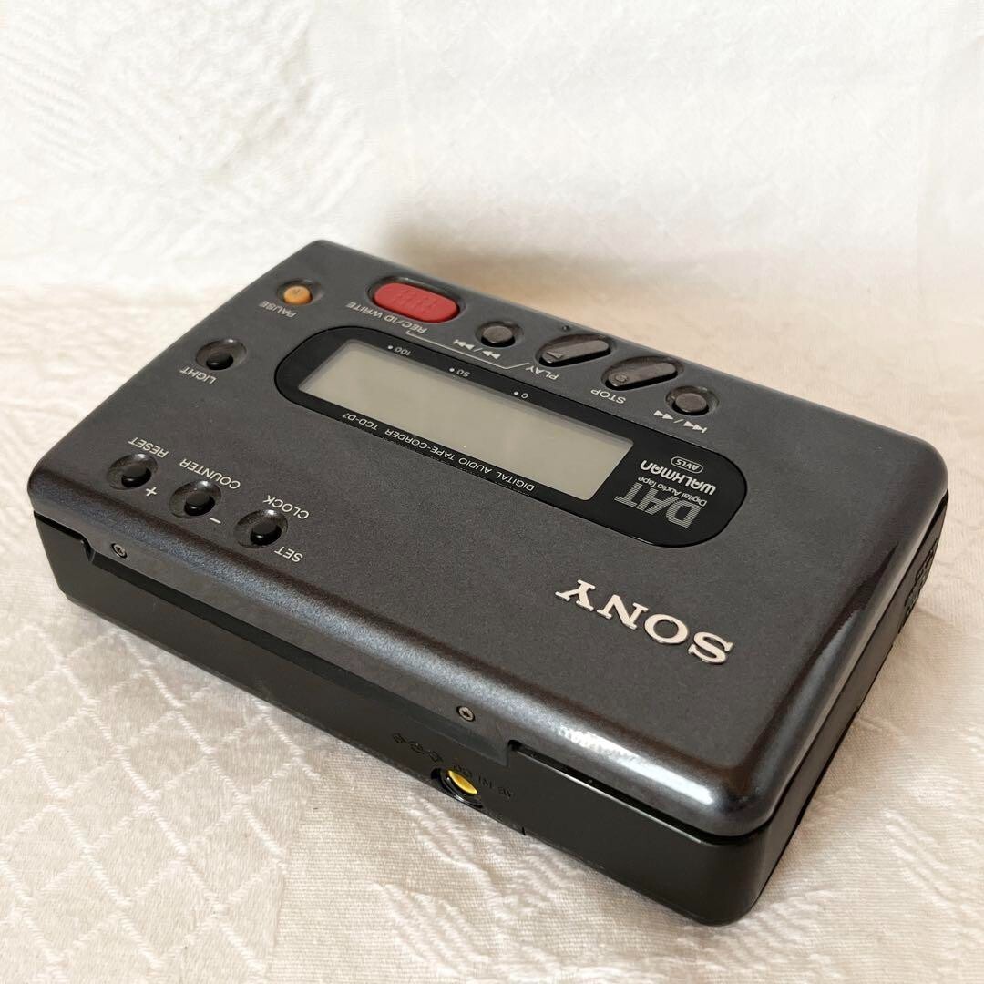 SONY TCD-D7 DAT WALKMAN Portable Player Junk | eBay