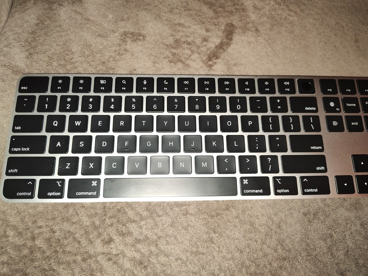 Apple Magic Keyboard w/ Touch ID and Numeric Keypad Model A2520