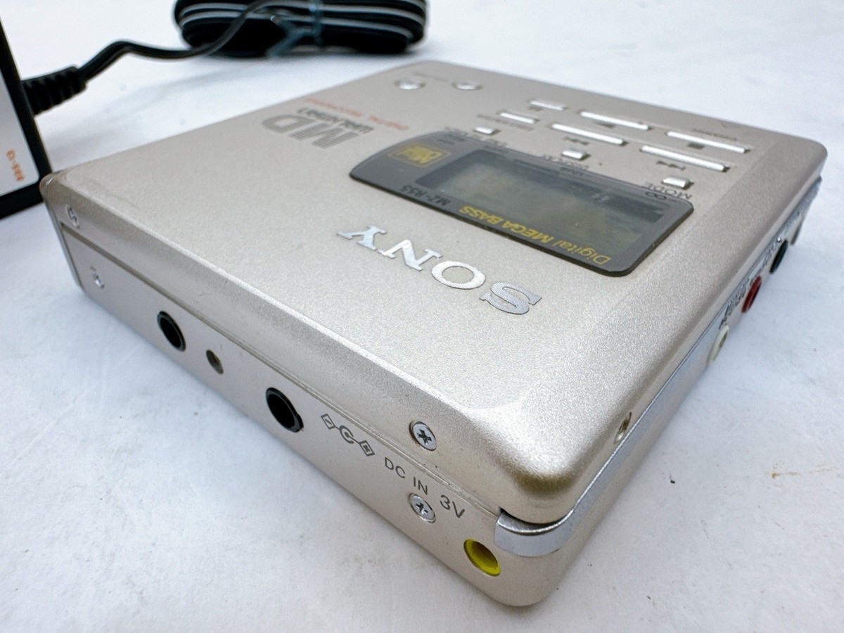 Sony Walkman MZ-R55 Silver MD Recorder Player with AC Adapter