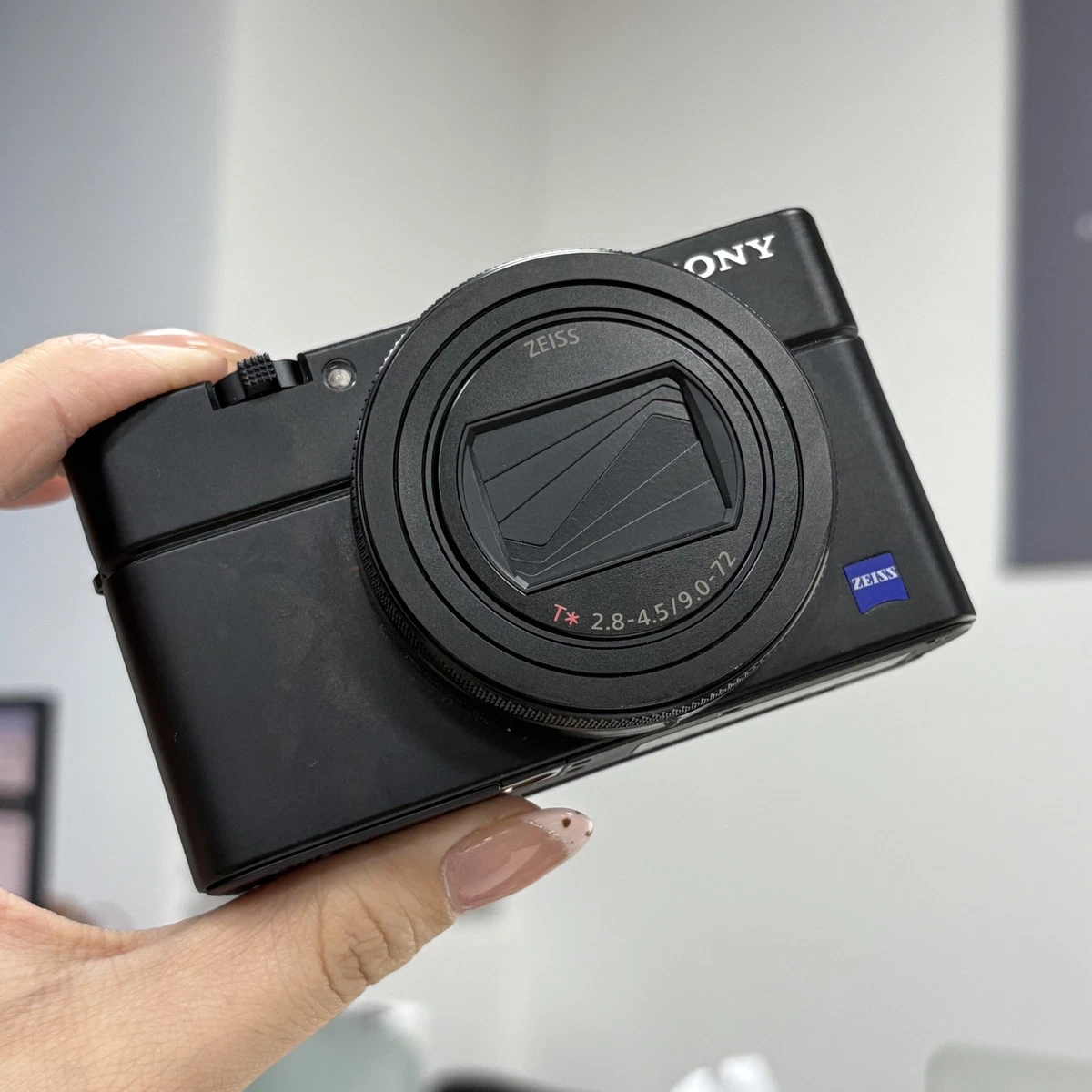 Sony Cyber-shot DSC-RX100 VI Digital Cameras for Sale | Shop New