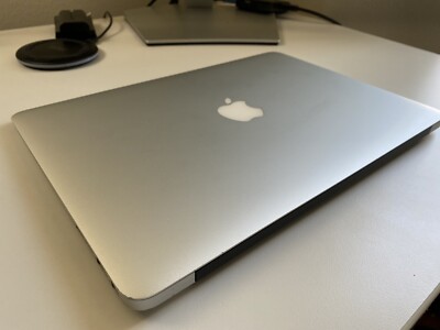 Apple Macbook Air 13