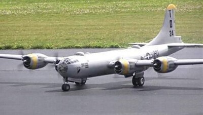 Model Airplane Plans (RC): B-29 Superfortress 1/12 Scale 140