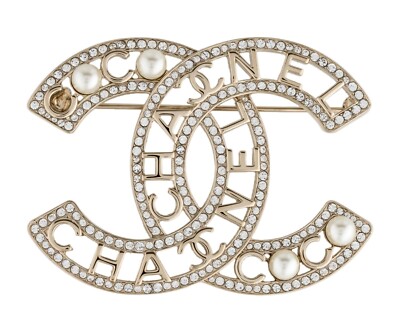 NEW CHANEL Gold Pearl Crystal Coco CC Brooch Pin Pearl Logo