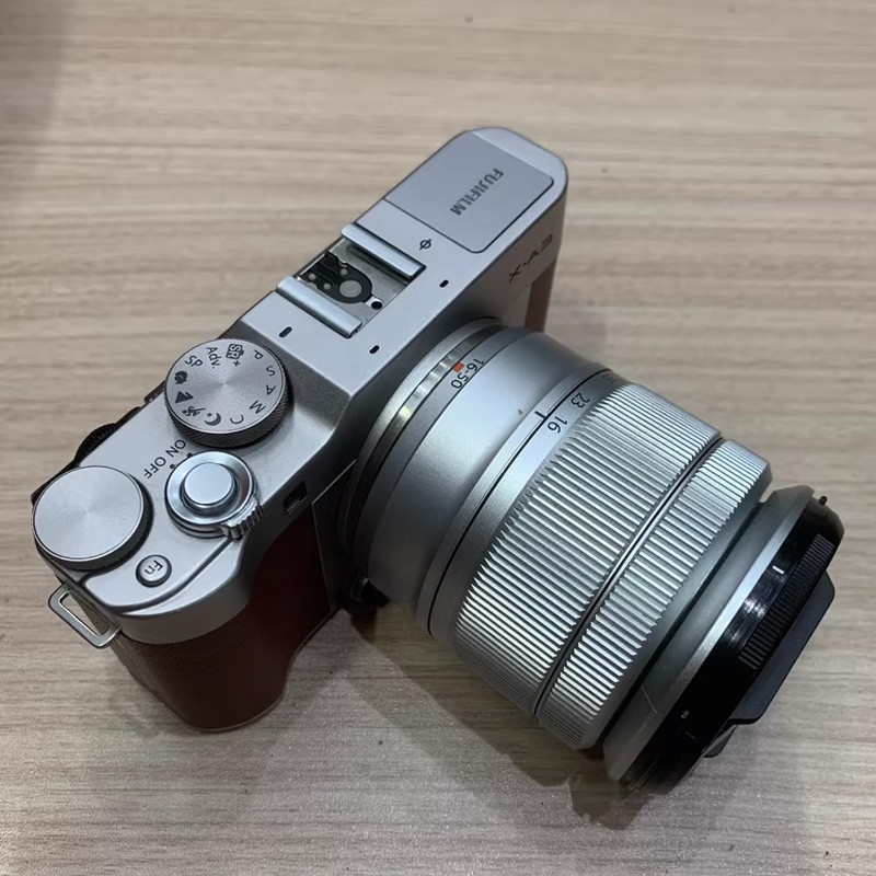 Fujifilm Fuji X-A3 24.2MP Mirrorless Camera brown w/ 16-50mm Lens