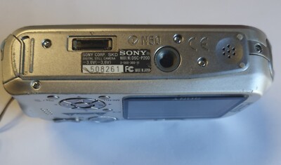 SONY CyberShot DSC-P200 Digital Camera *7.2 MegaPixels - UNTESTED