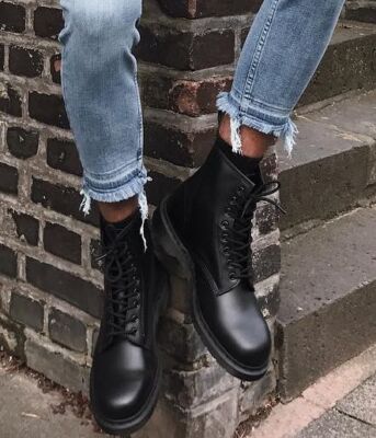 Dr. Martens Men's 1460 Black Mono Smooth Leather Lace Up 8-Eye