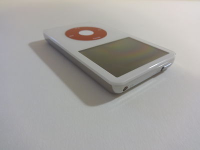 APPLE IPOD CLASSIC 5TH GEN. CUStOM WHITE/RED 30GBNEW BATTERY