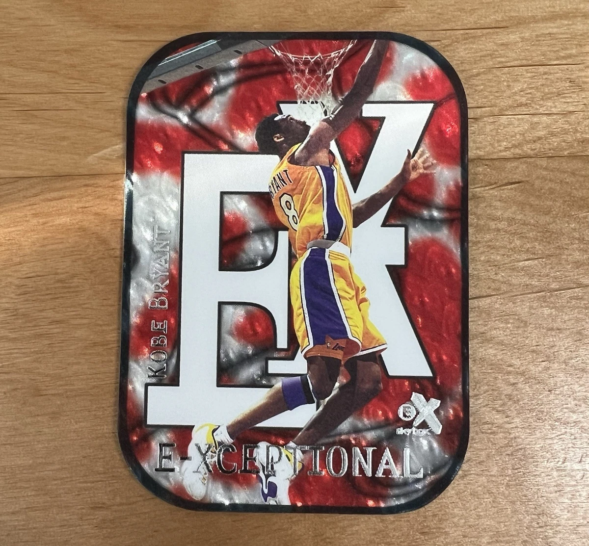 SkyBox Kobe Bryant Basketball 1999-00 Season Sports Trading Cards