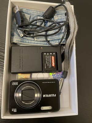 Fujifilm FinePix J Series J250 10.0MP Digital Camera - Black for