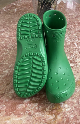 New Crocs Classic Crush Women's Green Ankle Platform Rain Boots