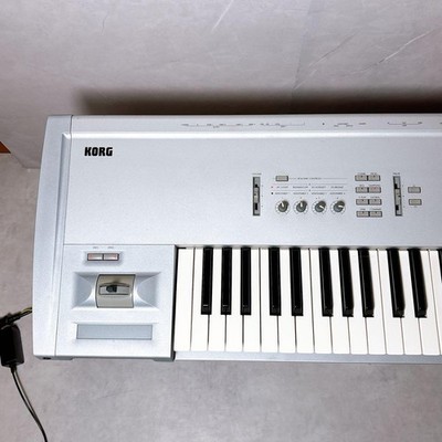 Korg TRITON pro 76-key Synthesizer Workstation Tested with Power