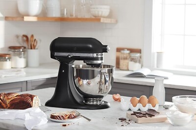 KitchenAid Artisan Series 5 Quart Tilt Head Stand Mixer KSM150PS