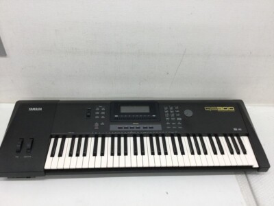 YAMAHA QS300 61 Key Keyboard Synthesizer Black Music Instruments